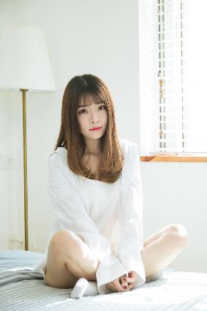 美丽小蜜桃