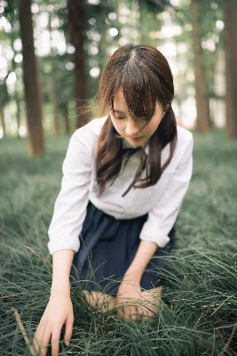 小学生高清电影免费观看,女大学生的沙龙室